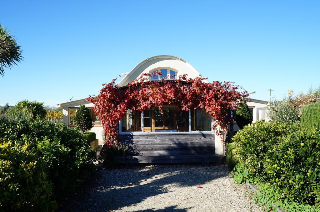 Straw Lodge Vineyard And Boutique Lodging Renwick エクステリア 写真